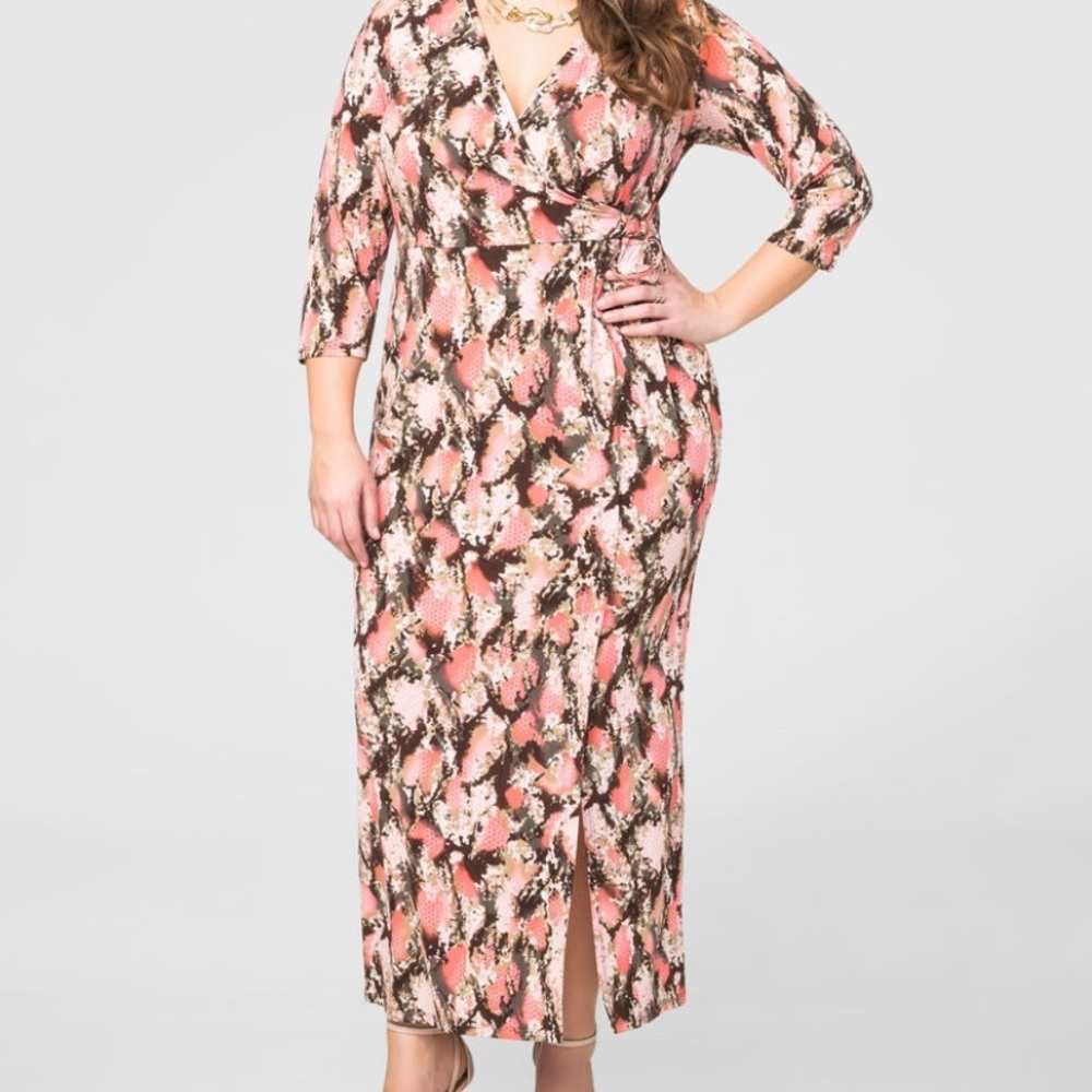 Printed surprise hanky hem dress